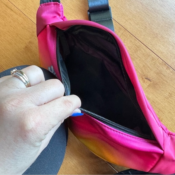 Source Unknown Pink and Yellow Crossbody Bag - Picture 2 of 6